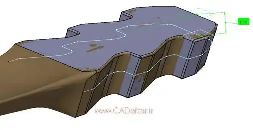 ایجاد برش در صفحه ای 7 میلی متری با سطح بالا